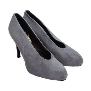 CLAUDIA CIUTI Italy Kristina Gray Suede Pumps Heels 7.5 M Soft Modern Style